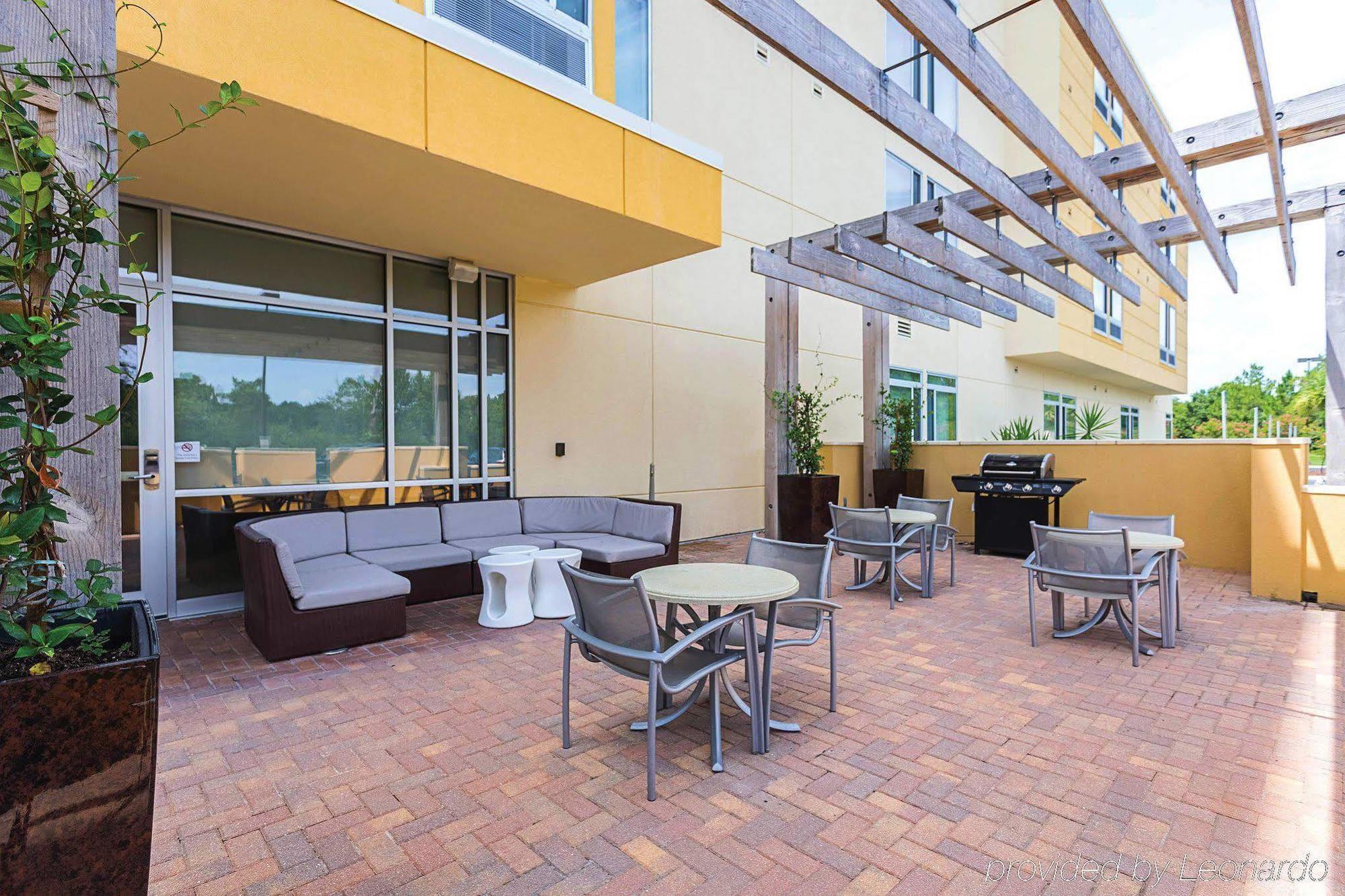 Springhill Suites Tampa North/Tampa Palms Extérieur photo