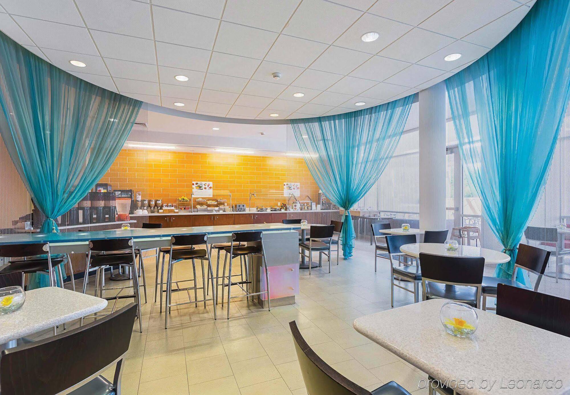 Springhill Suites Tampa North/Tampa Palms Extérieur photo